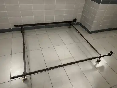 Twin/full/queen Size Metal Heavy Platform Bed Frame 4 Wheels Used item. Cash only on door pickup. Fi...