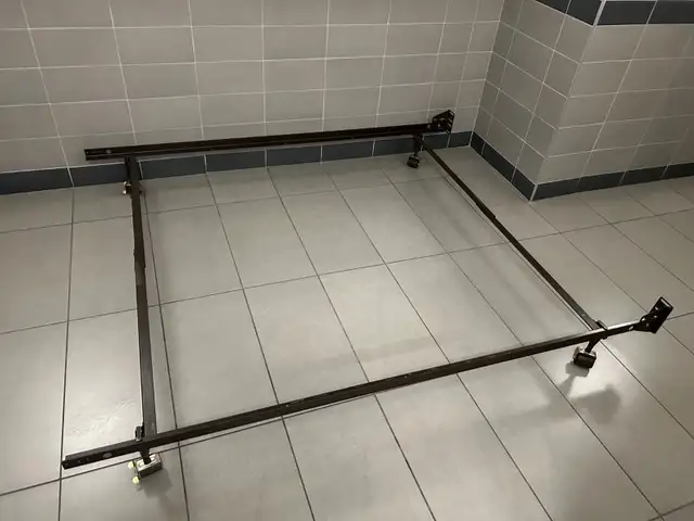 Twin/full/queen Size Metal Heavy Platform Bed Frame 4 Wheels in Beds & Mattresses in City of Toronto - Image 2