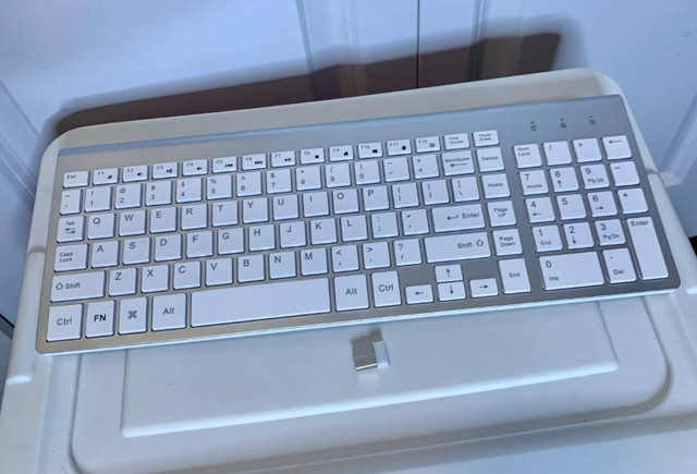 2.4G Slim Wireless Keyboard w/ Power Saving & Sleek Design in Laptop Accessories in Burnaby/New Westminster