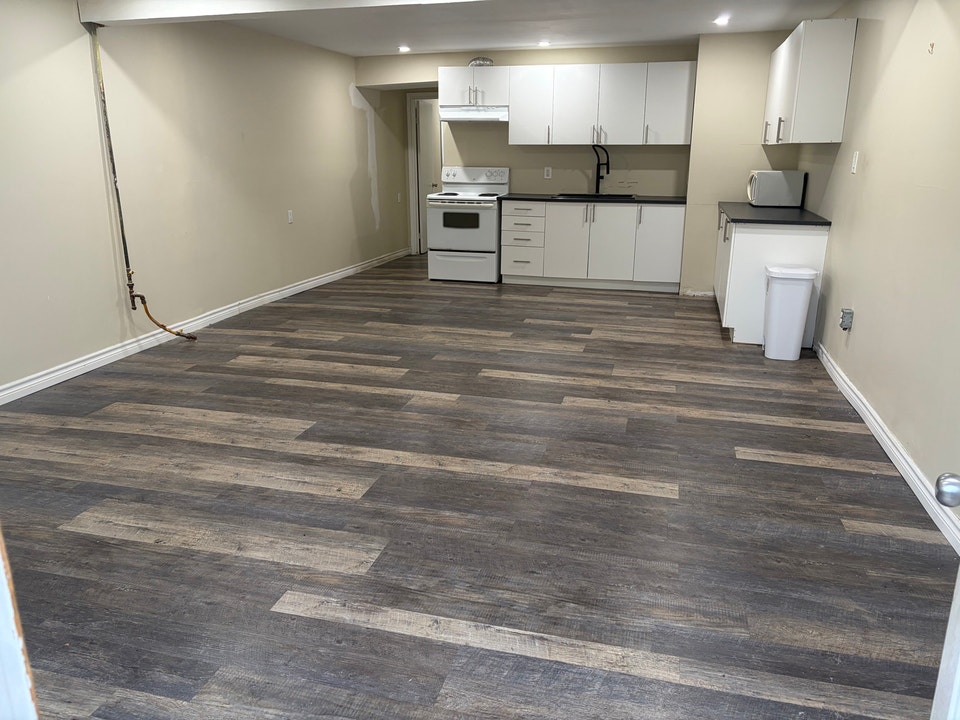 Apt in Moonstone for rent 1