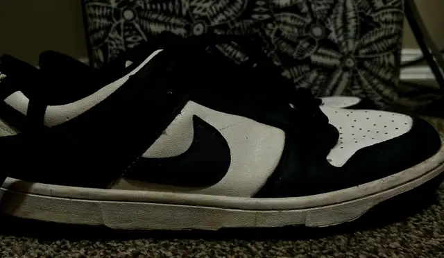Nike Shoes in Kids & Youth in Calgary - Image 2