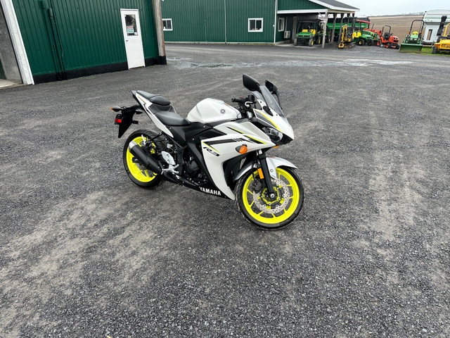 2018 Yamaha YZF-R3 321cc Motorcycle , Safteyed !  in Other in Ottawa