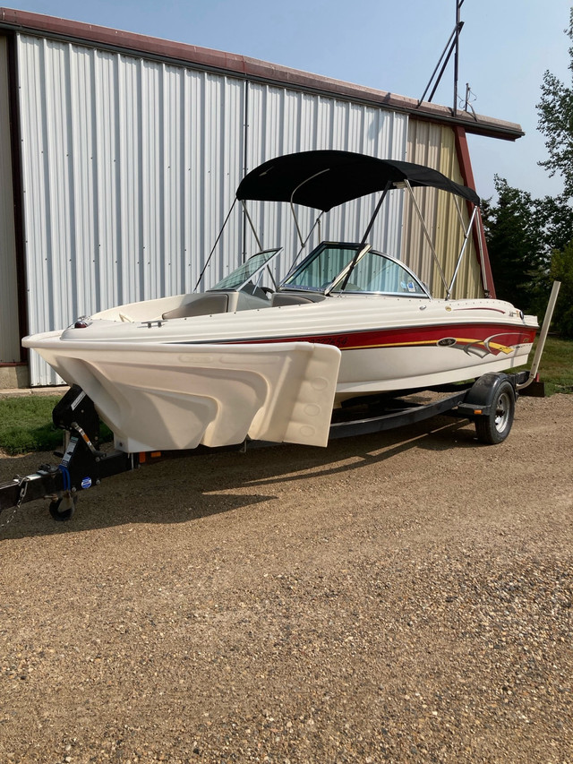 Reduced-2003 Sea Ray 176 SRX in Powerboats & Motorboats in Swift Current
