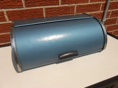 Brabantia brand. Sky Blue, 17 wide, 10 deep, 7 high. Porch pickup.