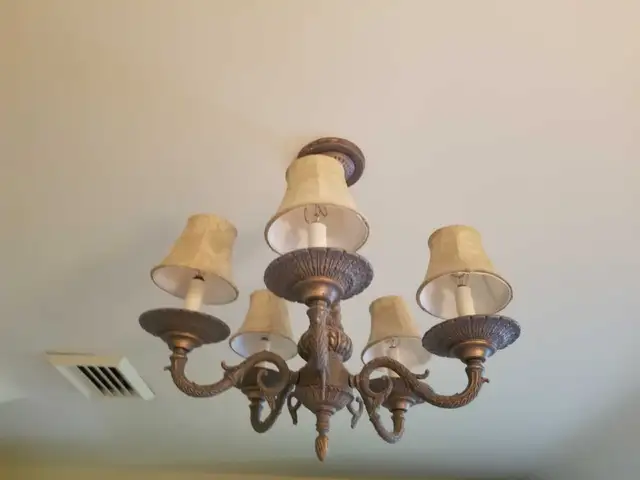 5 fabric chandelier shades in Indoor Lighting & Fans in Hamilton - Image 4