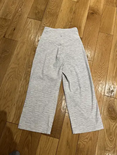 Lululemon Align High Rise Wide Leg 25” Size 4 Nimbus $40, View more