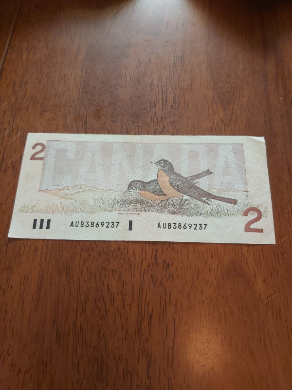 B of C 1986 $2 Bill Crow-Bouey AUB 3869237 in Arts & Collectibles in Saint John - Image 2