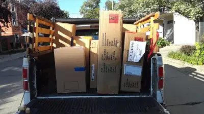 Lou's small moves for your smaller moving needs. Covered or un covered truck. Blankets, Dolly, Mattr...