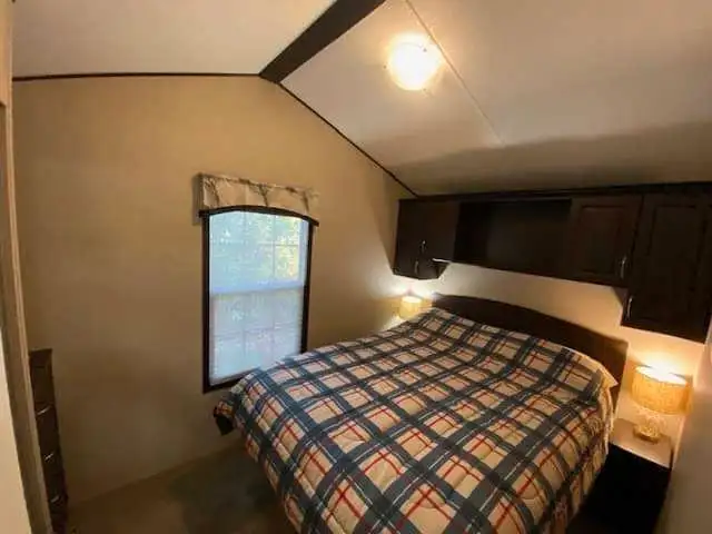 Park Model Trailer near Goderich in Park Models in Grand Bend - Image 9
