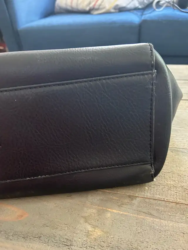 Nat and Matt Vegan Leather Tote63235066770819123