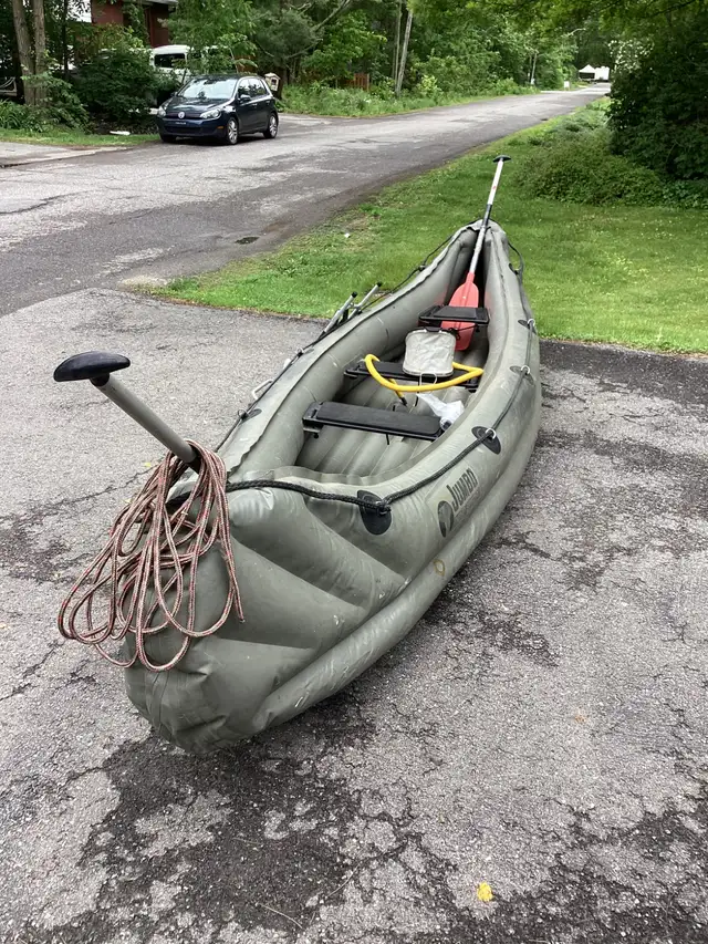 Quality Inflatable canoe in Water Sports in Ottawa - Image 3