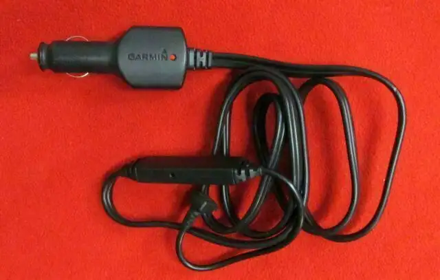 Garmin GPS GTM 60 HD Digital 3D Traffic Receiver in General Electronics in City of Montréal - Image 2