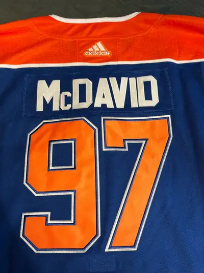 New Size mens medium