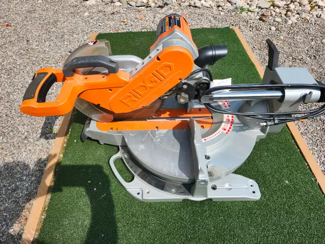 Ridgid 12" sliding dual bevel mitre saw63008306368257122