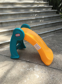 Slide and umbrella stroller