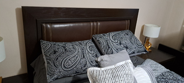 Queen Bedroom Set with Leather Headboard in Beds & Mattresses in Sudbury