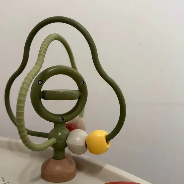 Tiny Love 5-in-1 Activity Center - Centre d’activités in Toys in City of Montréal - Image 8