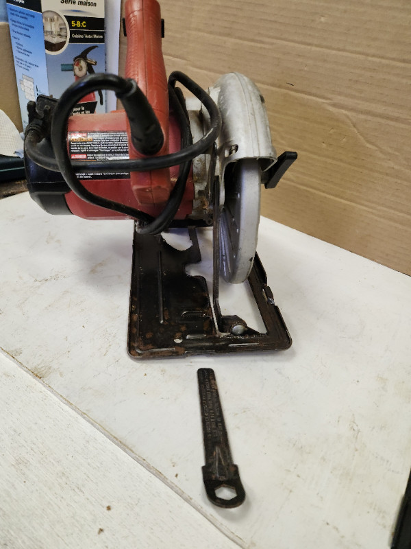 7 1/4" Skil saw, 13 amp 2.3 HP in Power Tools in Belleville - Image 3