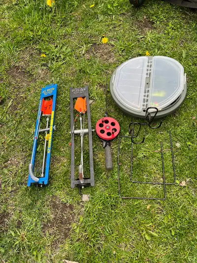 Ice fishing gear 2 tip ups 1 rod 2 rod holders Tackle box with lures Asking $30 Local meet up north...