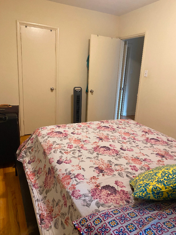One room for rent in a 2 bedroom apartment in North York. Room
