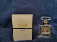 Empty Chanel Number Five Perfume Bottle 7 ml in Flip Top Box