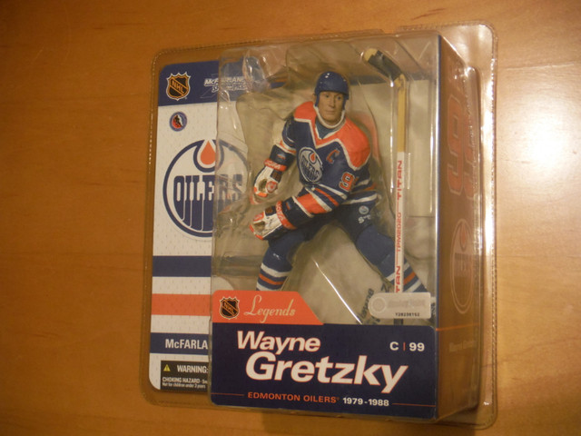 Wayne Gretzky Edmonton Oilers McFarlane Action Figure For Sale ! in Arts & Collectibles in City of Halifax