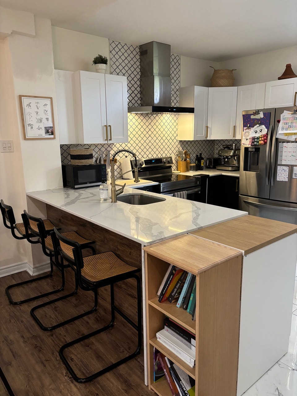 NEWLY RENOVATED 3-BEDROOM APARTMENT FOR RENT 2