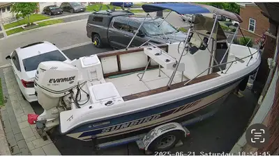 19F sunbird central console boat with 2009 150HP Evinrude motor low hours and runs great, replace lo...