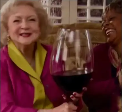 LIMOUSINES FOR RENT !, View more