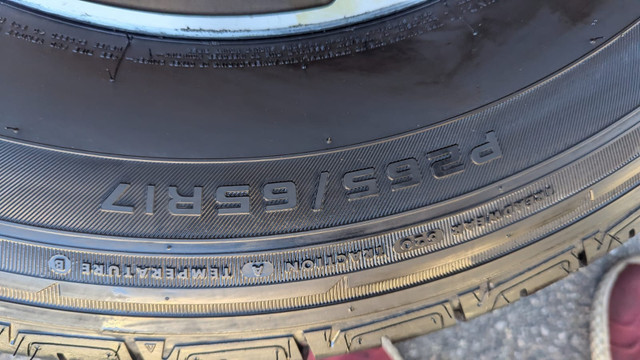 4 used 265/65/R17 Firestone–Tacoma/4Runner/Frontier/X-Terra /Dak in Tires & Rims in City of Toronto - Image 3