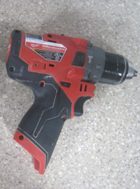 MILWAUKEE M12 1/2 INCH FUEL HAMMER DRILL IN PERFECT CONDITION