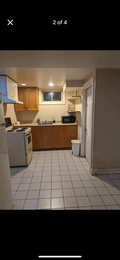 basement room available on sharing in a detached house in scarboro east end- sharing 1BR appt- kitch...
