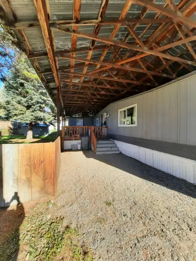 For Sale Ponderosa Trailer Park All 3 Bedrooms Have Laminate Flooring Vinyl Planking Floors Througho...