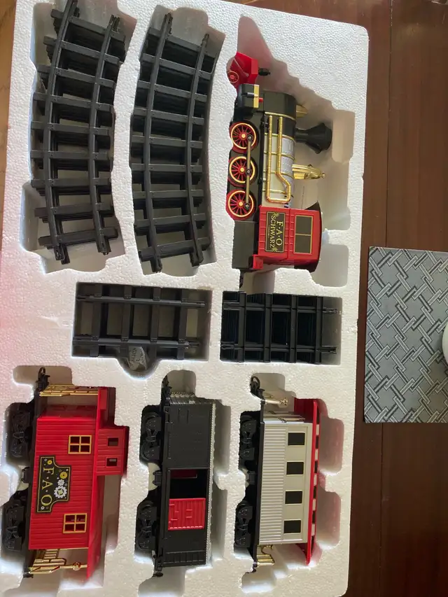Motorized Train Set63009267780353121