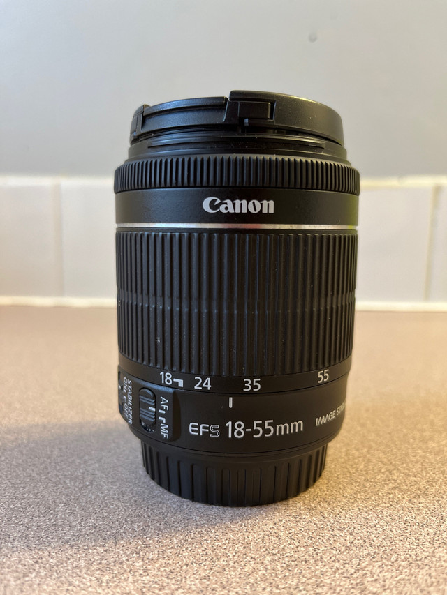 Canon EFS 18-55mm lens in Cameras & Camcorders in Ottawa