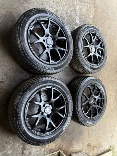 STILL AVAILABLE Came off Honda civic, Bolt pattern 5x114.3,offset 45,Size 215/55/16,over 90% tread l...
