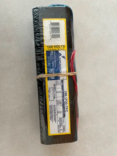 New fluorescent light ballast