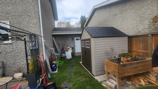 Assembly and Installation Services484537976887060483