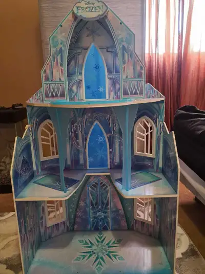 frozen castle, View more