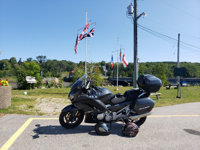 FJR 1300 ES ( 2019 ) in Sport Touring in Yarmouth - Image 2