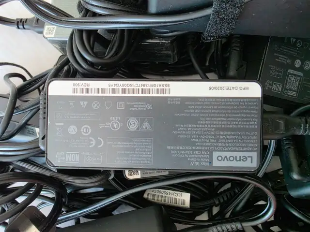 ***OEM AC ADAPTER ***LENOVO THINKPAD CHARGERS ****C - CHARGERS in Cables & Connectors in Markham / York Region - Image 5