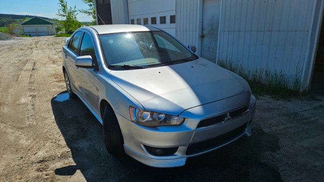Mitsubishi Lancer 2009 (Pour pieces ou reparation) — photo 2