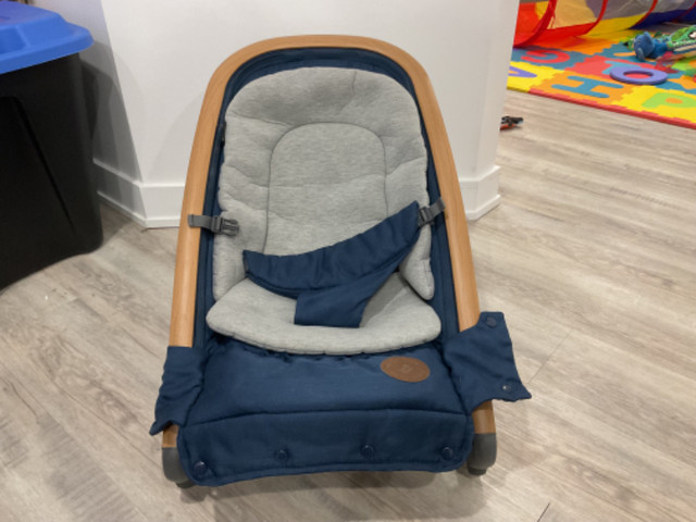 Baby chair/rocker in Playpens, Swings & Saucers in Ottawa