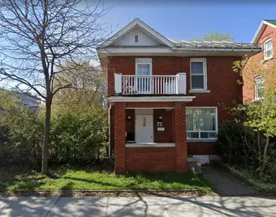Chambre privée à louer Disponible le 1er août 650$ par mois Chauffé, éclairé, cuisine et 4 salles de...