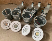 4 Pot Lights with Transformers and Bulbs / Contrast Lighting