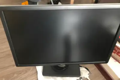 Dell UltraSharp U2412M 24" LED-Lit IPS Monitor, View more