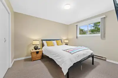 Room for Rent - Gravenhurst
