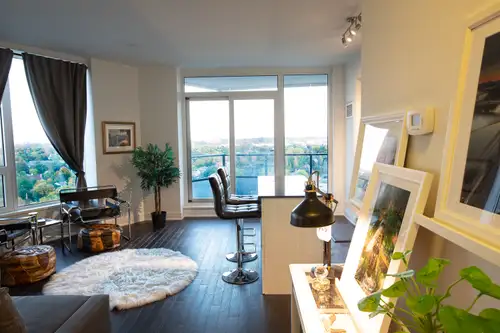 UpperWest, WestBoro, Ottawa, Boardview unit, 18th floor outstanding view to the city. Amazing luxury...