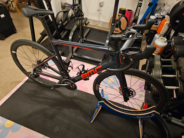 2019 BMC Roadmachine  in Road in Vancouver - Image 3