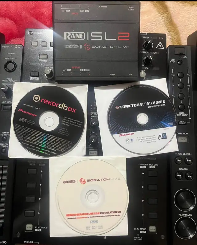 Pair of pioneer CDJ 900 DJ players in Other in Hamilton - Image 3